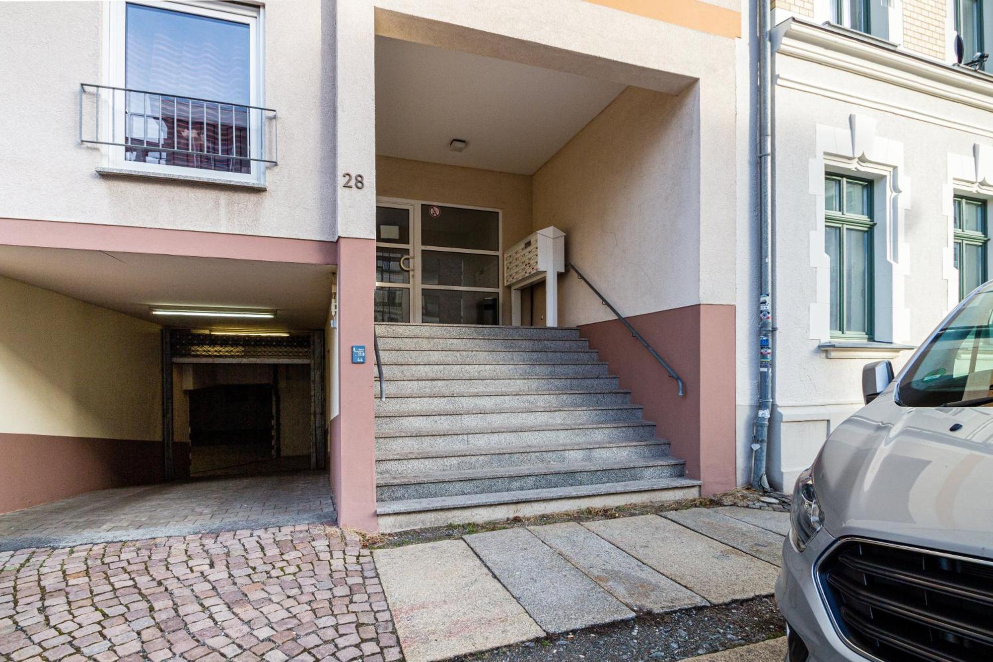Apartmenthaus In Chemnitz Fuer Monteure Exterior photo